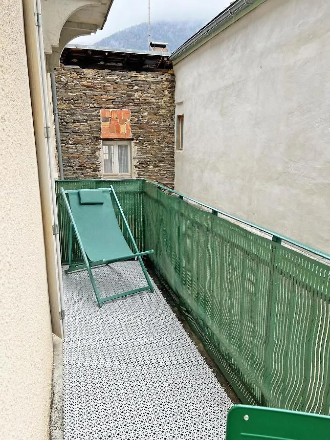 Appartement Sacaron24, T2 Bis, Centre Luchon, Wifi, Parking à Bagnères-de-Luchon France